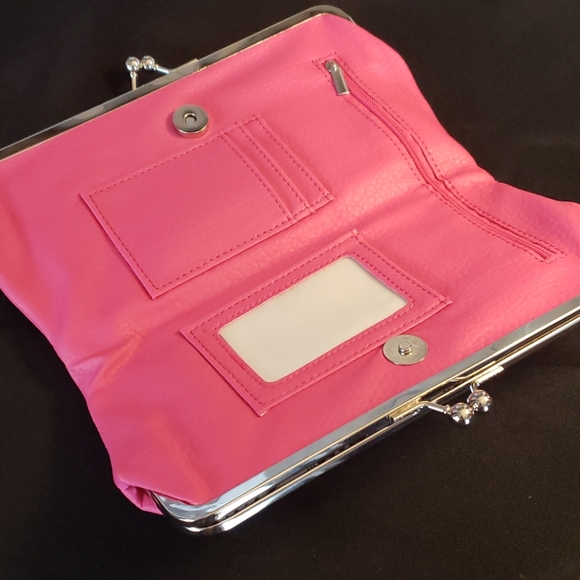 COPY - Pink Leather Hobo International Clutch Wallet - Picture 2 of 6